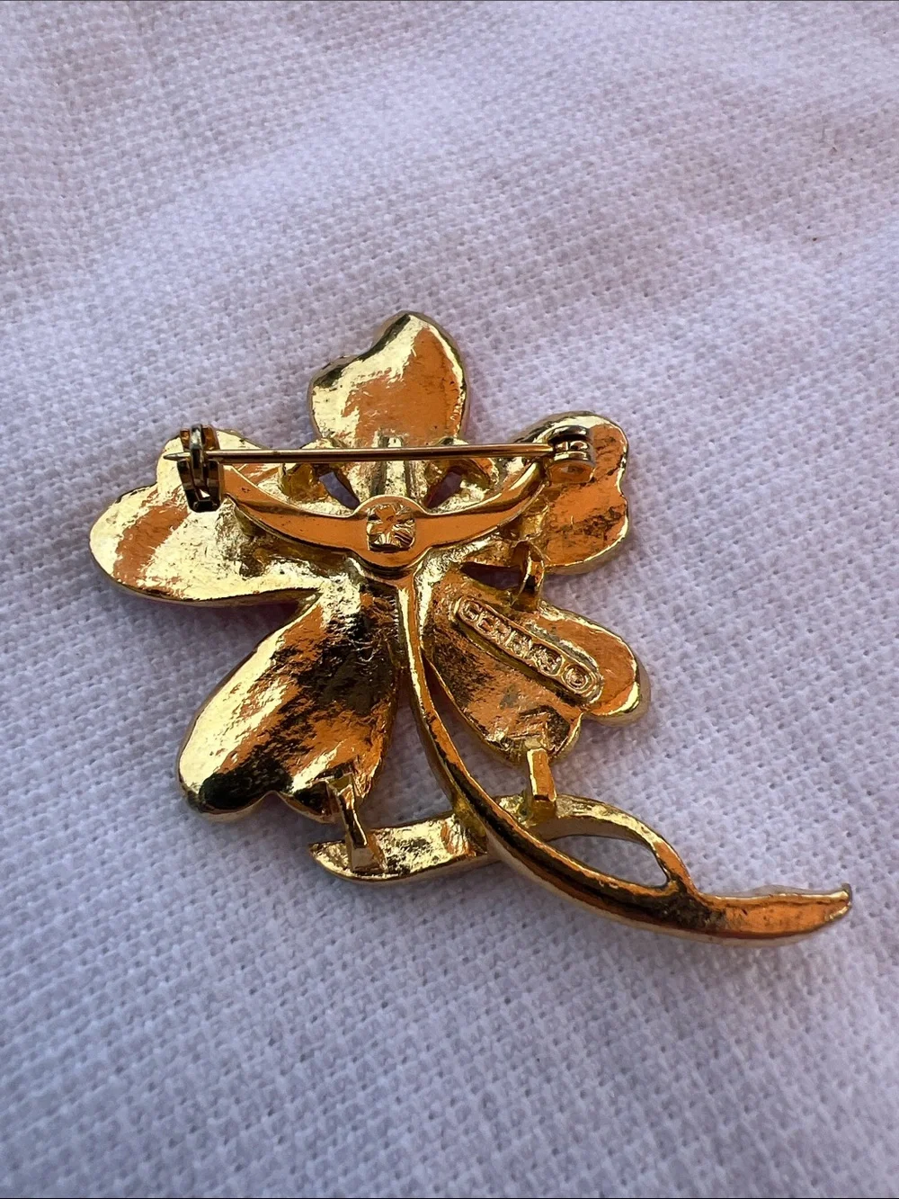 Gerry’s Vintage Pink Enamel Flower Brooch Gold-Tone Jewelry